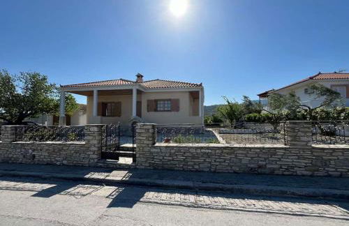 Rustic and Spacious House - Foto 1