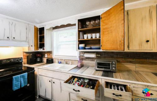 Cake By The Ocean Electric Recliners-Minutes From I-95 And Pembroke - Photo 31