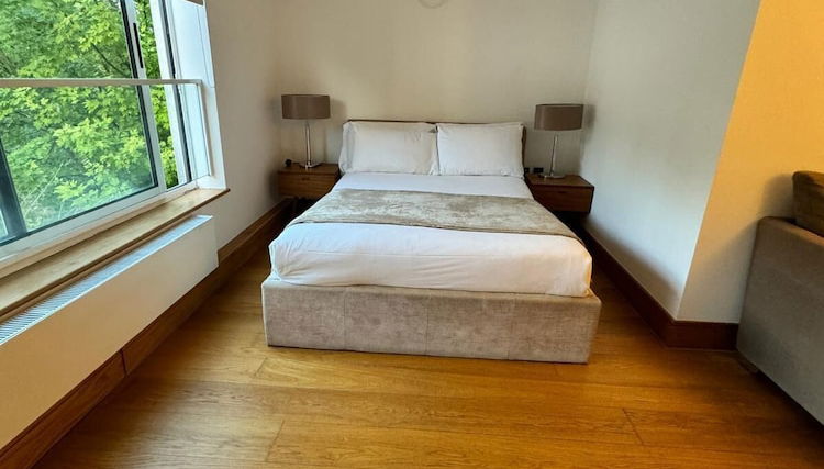 Westwood House - Photo 1, Room