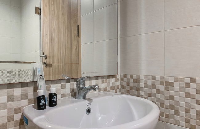 Minimalist And Cozy Studio Tamansari Iswara Apartment - Foto 11