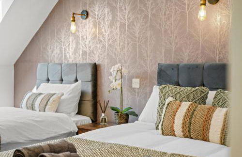 PRIME 3 BED HOUSE to BICESTER OUTLET for 8 People by Platinum Key Properties - Foto 1