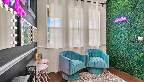 Poolside Tampa Stay- Game Room & Glam Room- Pool- Darts- Pool Table- Next to MacDill AFB - Foto 4