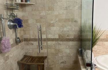 Studio City Chic Large Contemporary Condo - Foto 19