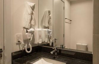 Moradia linda e moderna em um dos melhores bairros de Porto Alegre! - Foto 74