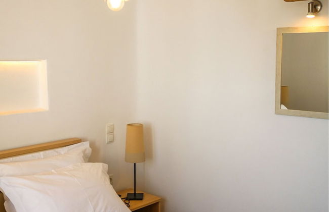 Ortus Light Blue Mykonian Luxury Villa - Photo 3