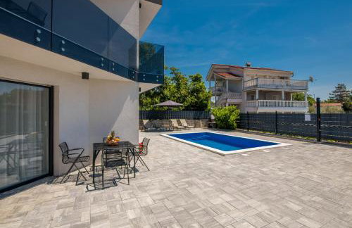 Apartments Villa "Aurea" with pool - Photo 42