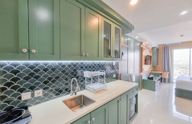 Tranquil and Modern Studio Mataram City Apartment - Foto 9