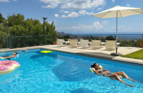 Villa Capogrecale - piscina riscaldata - Foto 5