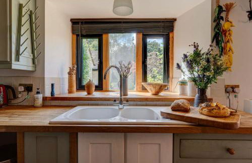 Wedgewood Barn - Photo 9