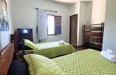 Charming Colonial Countryside Home with Wifi - Foto 27