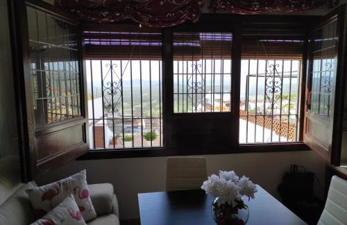 Encantadora casa con piscina privada y vistas panorámicas - Foto 2