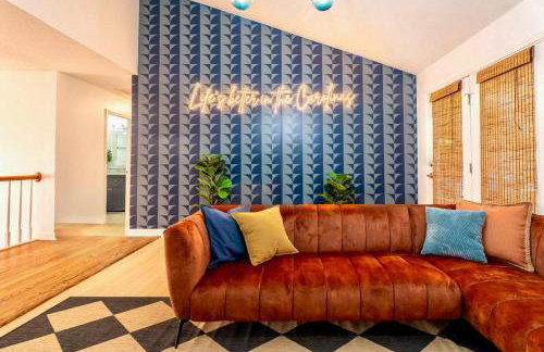 Theater and game rooms 5 bedrooms 2 king size beds TikTok and social media wall - Foto 52