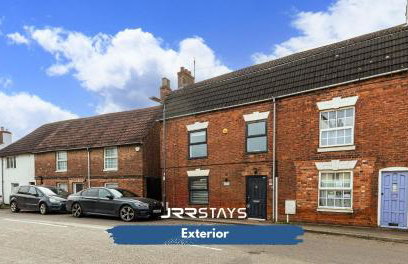 JRR STAYS 3Bed Sleeps 8- Coventry/Antsy M6-J2 CV7 - Photo 53