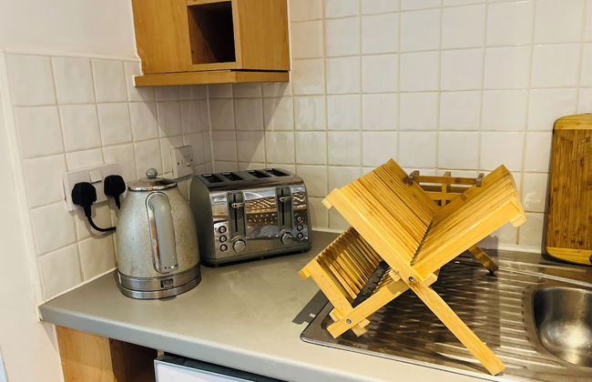 Beautiful 2 - Bed Apartment in Aylesbury - Foto 12