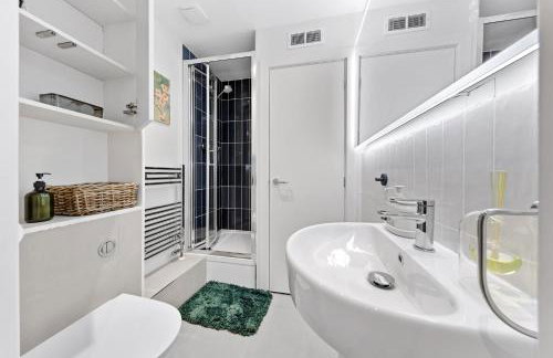 Tranquil 2B Japandi-Inspired Apt 2 min from St Paul's - Foto 51