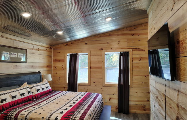 Anglers Riverfront Cabins - Foto 8