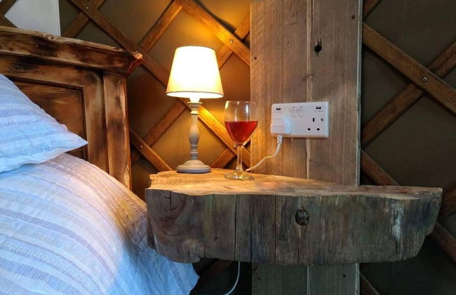 Bembridge Harbour Yurt - Log Burner - Wifi - Foto 2