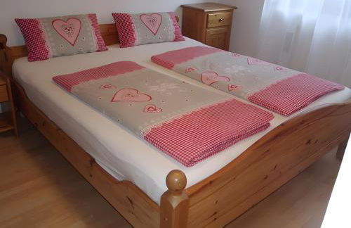 Schwarzwalduhren Nescht Triberg - Foto 25