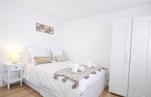 5 Mins to Train Station - Paris & DisneyLand - Cosy des Reves Villiers - Photo 7