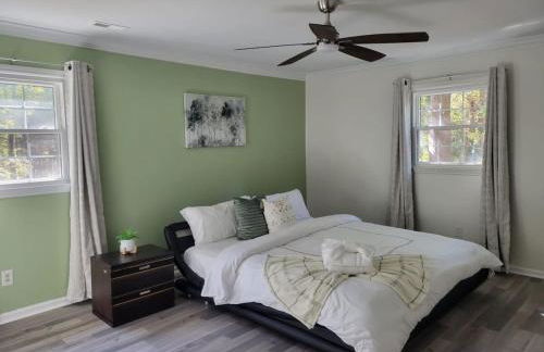 BloomingFarmsStay,Sleeps 9,GameRoom,FirePit,Grill - Foto 33