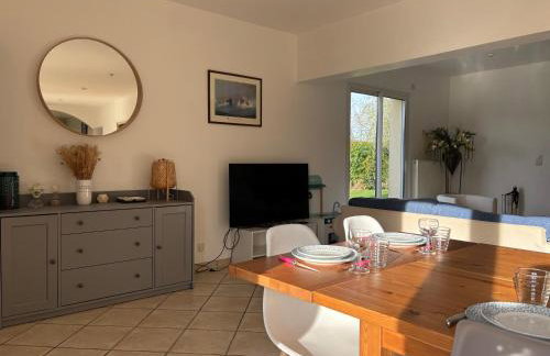 Villa des pontons Maison 5 chambres avec grand jardin clos et belle terrasse séjour spacieux lumineux à 2 kms de la plage d'Arromanches près de Bayeux, Omaha beach - table de ping pong - garage - Foto 8