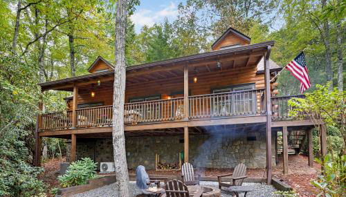 Deck, Fire Pit and Game Room! Wooded Cashiers Escape - Foto 2