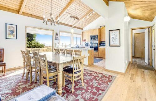 Urban Escape Compound - Photo 3