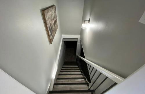 Private 4 Bedroom Home with a hot tub - Foto 25