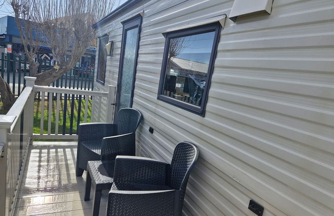 3-bed Caravan - Sleeps 8 - Pool Onsite - Petsok - Foto 18