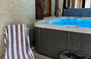 La Charmeraie : gîte de charme, piscine et spa - Foto 2