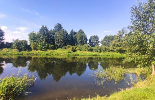 The hills at river - Foto 48