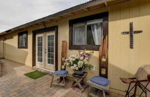 Cozy Guesthouse with view from large deck - Foto 9