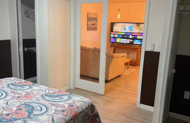 Stylish one bedroom apartment with full kitchen - Foto 2