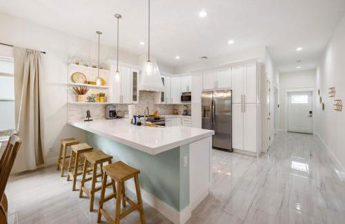 New Build- Mini Golf Course-Heated Saltwater Pool-Game Room - Foto 9