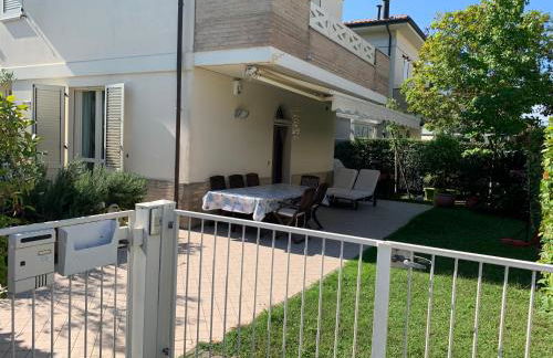 MedusaBlu121 - Photo 3