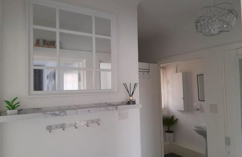 Cosy Apartment with Balcony and Breakfast - Foto 16