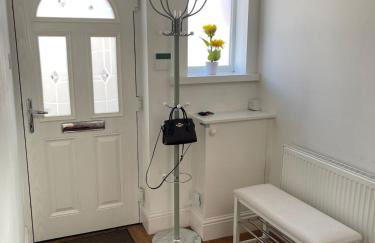 Spacious 3 bed with driveway - Foto 3