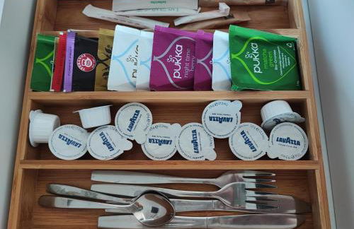 HOMELY STAY Studio 9 - Stylish & Convenient Self-Check-In Studio in Munich - Foto 15