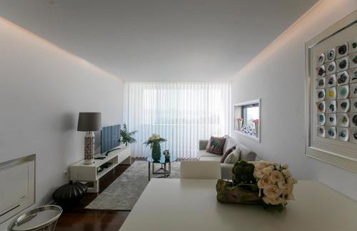 LovelyStay - Luxury 2BR Duplex Apartment in Foz Porto - Foto 16