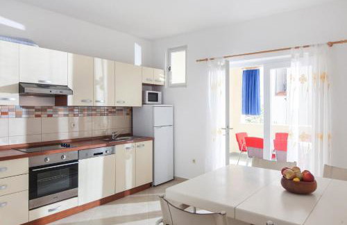 Apartments Bella - Photo 7