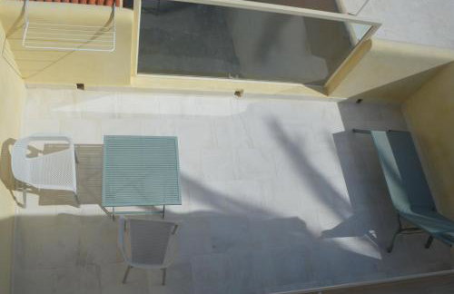 Espectacular Suite Privada a pie de playa y mar en CHALET ROQUETES - Foto 42