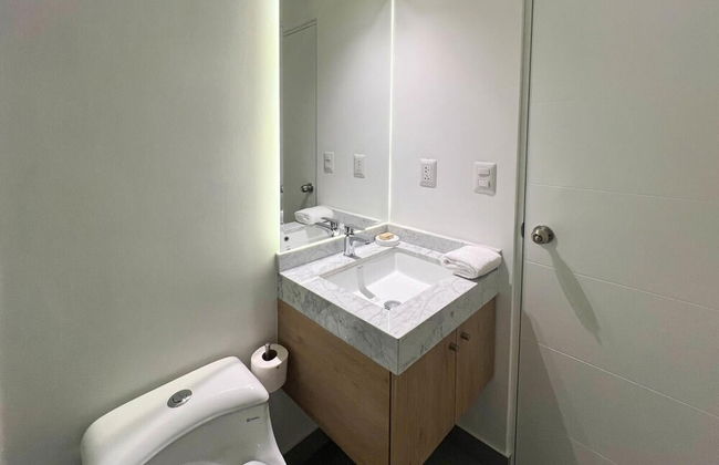 w Phenomenal 2BR With Balcony in San Isidro - Foto 12