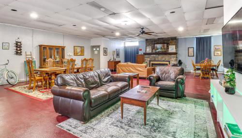 4 Mi to Mauch Chunk Lake Spacious Apt with Bar! - Foto 5