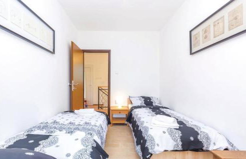 4 Bedroom Lovely Home In Bribir - Foto 33