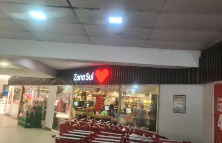 Apartamento com varanda de frente para o MAR - Angra dos Reis - Shopping Piratas - Portaria 24hs - Foto 48