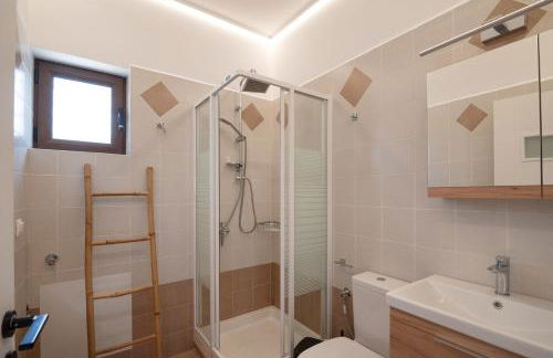 Stoupa Harmony Suites - Two Bedroom Apartment - Foto 16