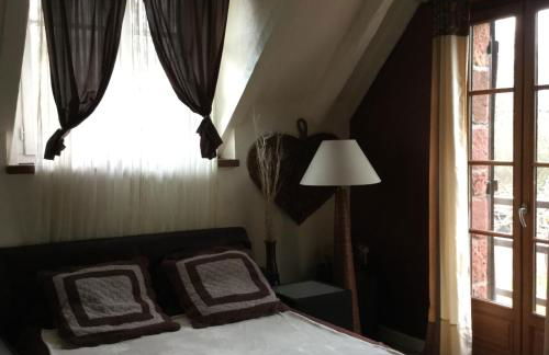 Luxe,piscine,jacuzzi,moulin historique en pierres entièrement rénové - Foto 40