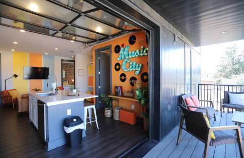 Nashville Oasis at The Muse Modern 2BR with Balcony Rooftop Views - Foto 42