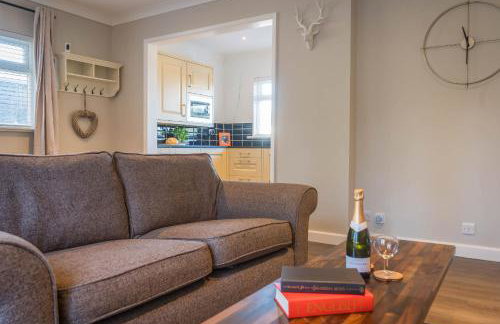 Stone's Throw Away from the English Channel! -Family and Dog Friendly - Foto 4