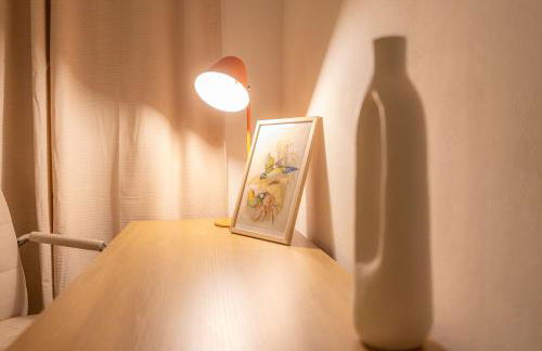 K15 Cozy, Unique & Spacious 3-Room Apartment with Balcony or Single Room by LIPA - Foto 32